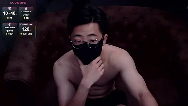 Snapshot of asiantwinkz chatting on 10-15-25, 08:11 asiantwinkz online show from 10-15-25, 08:11