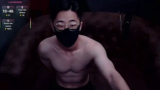 Snapshot of asiantwinkz chatting on 10-05-25, 09:11 asiantwinkz online show from 10-05-25, 09:11