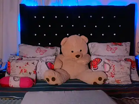 ReePassion online show from 10-31-25, 02:02