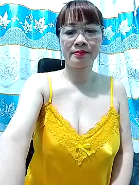 Snapshot of Opnahaba chatting on 04-18-26, 10:28 Opnahaba online show from 04-18-26, 10:28