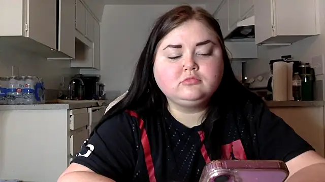 JJbaby1 online show from 11-04-25, 10:52