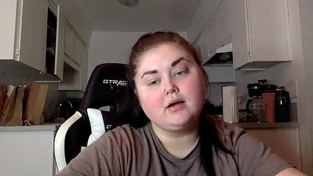 JJbaby1 online show from 10-31-25, 02:46