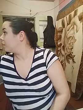 CutieMarine online show from 12-20-25, 01:25