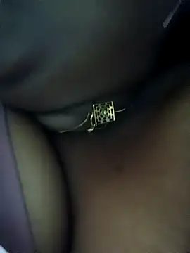 Snapshot of Hotty-rosni chatting on 09-29-25, 01:01 Hotty-rosni online show from 09-29-25, 01:01