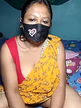 Snapshot of Hotty-rosni chatting on 09-24-25, 10:27 Hotty-rosni online show from 09-24-25, 10:27