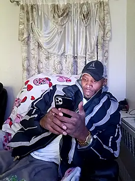 Snapshot of lathadon chatting on 04-09-26, 01:18 lathadon online show from 04-09-26, 01:18