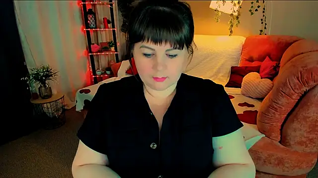 Snapshot of CrystaalStaar chatting on 06-06-26, 10:04 CrystaalStaar online show from 06-06-26, 10:04