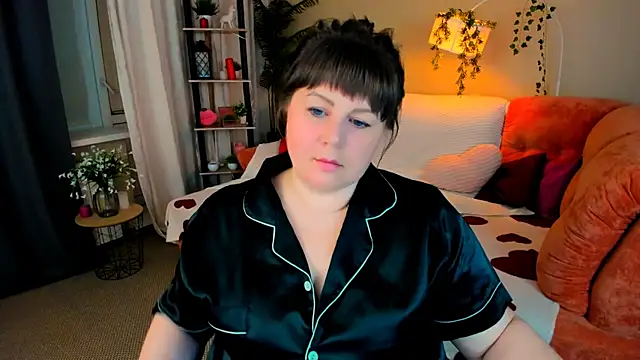 Snapshot of CrystaalStaar chatting on 06-05-26, 07:41 CrystaalStaar online show from 06-05-26, 07:41