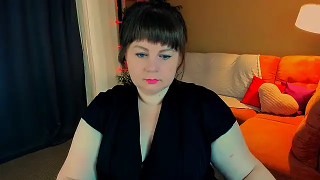 Snapshot of CrystaalStaar chatting on 05-19-26, 05:03 CrystaalStaar online show from 05-19-26, 05:03