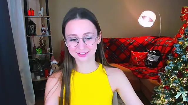 YourLovellyStory online show from 12-17-25, 04:34