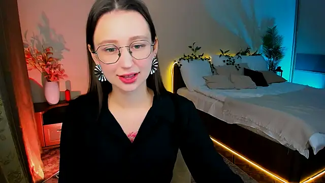 YourLovellyStory online show from 11-11-25, 11:27