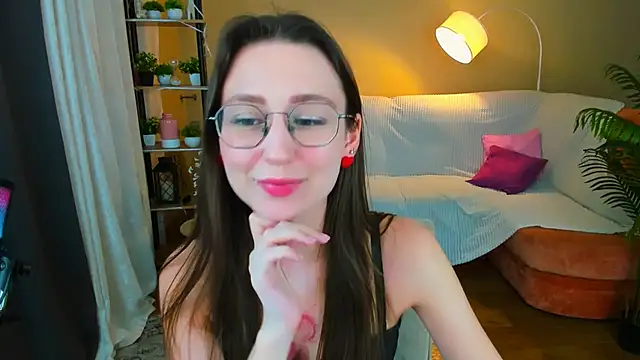 YourLovellyStory online show from 11-07-25, 04:44