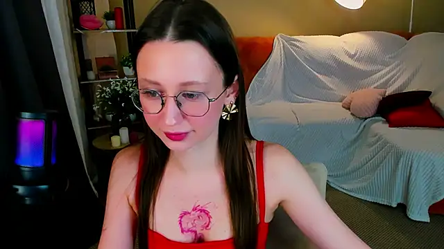 YourLovellyStory online show from 02-21-26, 04:31