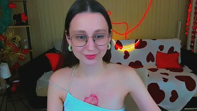 YourLovellyStory online show from 02-28-26, 04:39