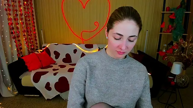 Snapshot of SensitiveSooul chatting on 02-19-26, 12:35 SensitiveSooul online show from 02-19-26, 12:35