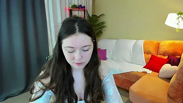 Snapshot of AlluringLookk chatting on 04-26-26, 04:37 AlluringLookk online show from 04-26-26, 04:37