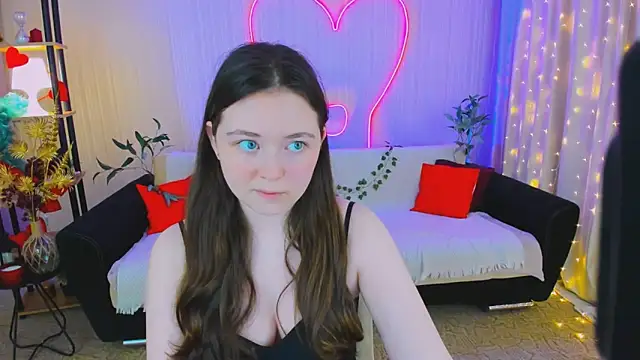 AlluringLookk online show from 04-15-26, 04:44