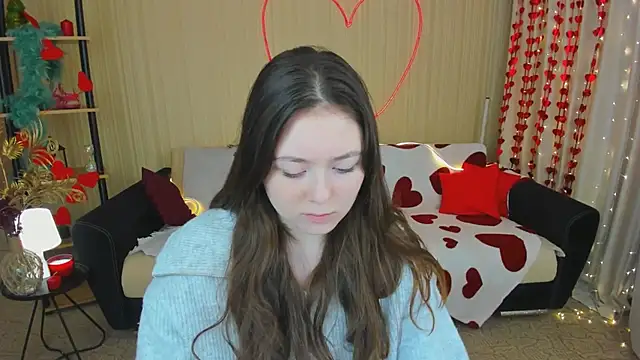 Snapshot of AlluringLookk chatting on 02-22-26, 04:37 AlluringLookk online show from 02-22-26, 04:37