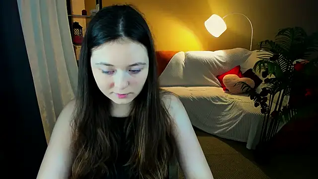 Snapshot of AlluringLookk chatting on 02-13-26, 12:49 AlluringLookk online show from 02-13-26, 12:49