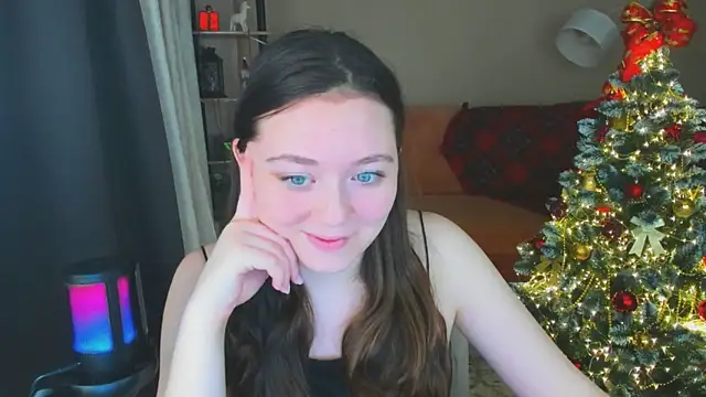 AlluringLookk online show from 12-20-25, 05:27