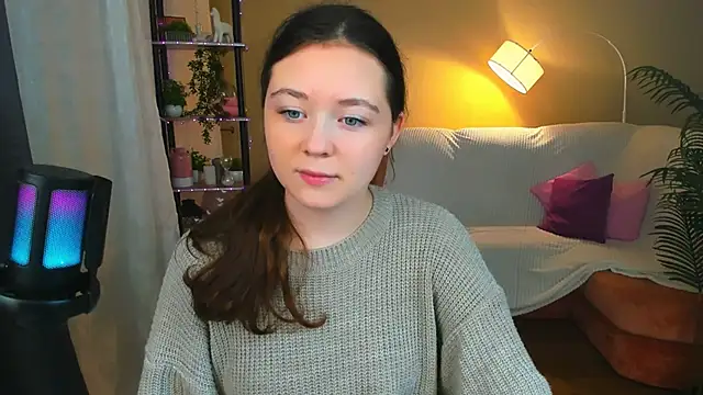 AlluringLookk online show from 10-22-25, 12:26