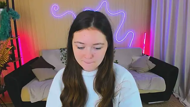 AlluringLookk online show from 10-11-25, 03:18