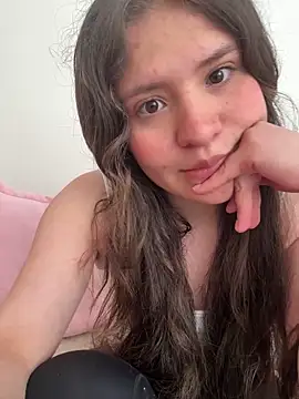 Emilyybennet  online show from 04-10-26, 08:05