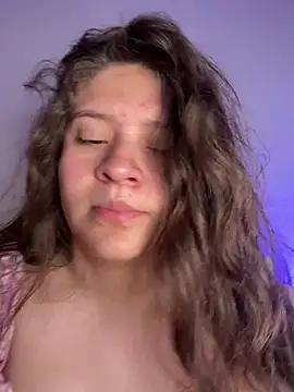 Emilyybennet  online show from 07-02-26, 03:23