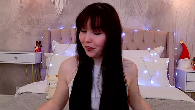 VanessaFields online show from 12-16-25, 03:05