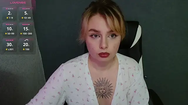 AngelicaHollywood online show from 10-10-25, 09:04