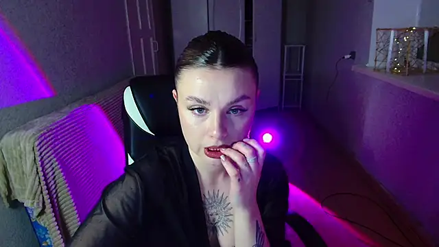 AngelicaHollywood online show from 02-20-26, 10:33