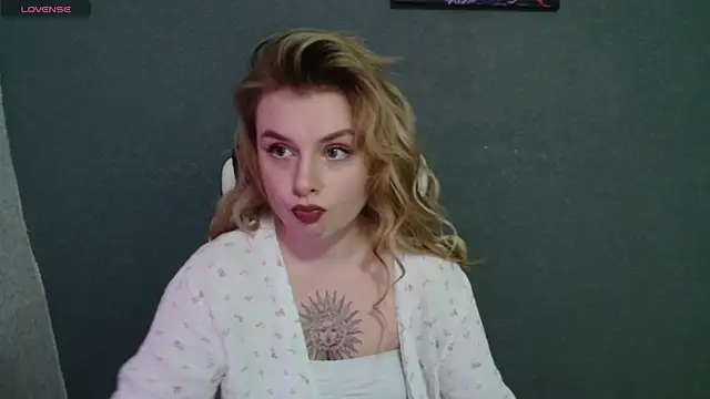 AngelicaHollywood online show from 11-06-25, 08:24