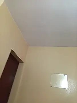 ziyadmomo online show from 10-29-25, 04:33