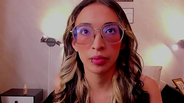 Emilia Bons online show from 11-04-25, 02:54