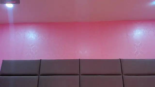 Emilia Bons online show from 04-02-26, 02:19