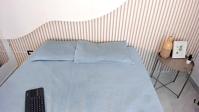 Snapshot of HannahToons chatting on 03-02-26, 03:29 HannahToons online show from 03-02-26, 03:29