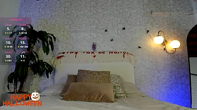 JannaFoxx  online show from 10-28-25, 07:46