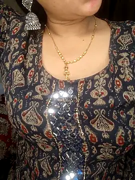 Snapshot of officialbhabhi chatting on 09-13-25, 06:30 officialbhabhi online show from 09-13-25, 06:30