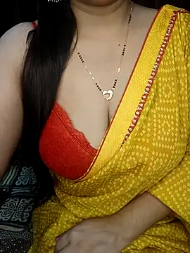 Snapshot of officialbhabhi chatting on 09-23-25, 06:48 officialbhabhi online show from 09-23-25, 06:48