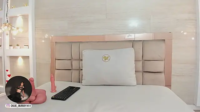 chloe murray online show from 02-25-26, 12:49