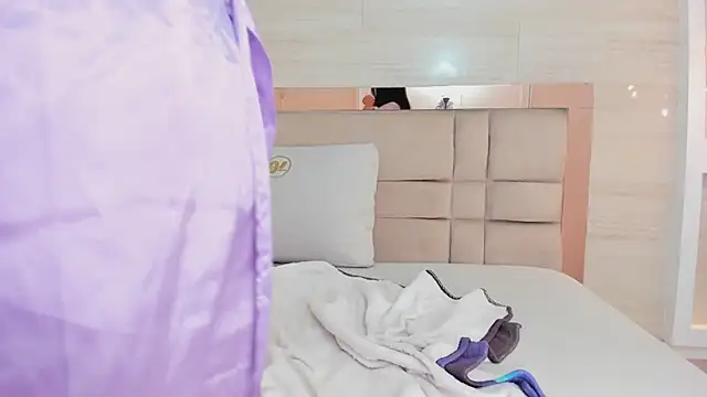 chloe murray online show from 03-10-26, 11:47