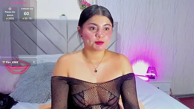 Snapshot of AmberSinner chatting on 09-19-25, 11:14 AmberSinner online show from 09-19-25, 11:14