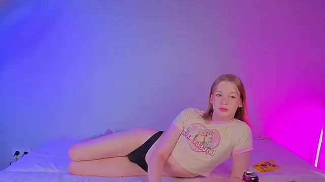 Olivia-Pink online show from 03-15-26, 04:36