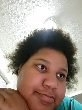 chocolate bella online show from 11-25-25, 05:19