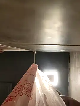 chocolate bella online show from 04-12-26, 06:16