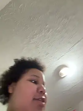 chocolate bella online show from 02-27-26, 02:01