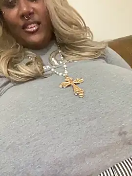 Cocomamii1 online show from 11-03-25, 03:56