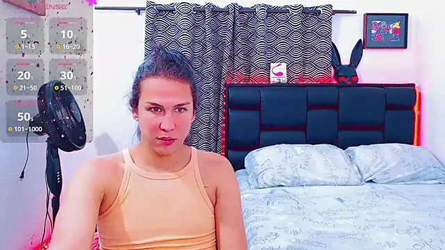 Snapshot of Azley_sweet chatting on 04-05-26, 12:06 Azley sweet online show from 04-05-26, 12:06