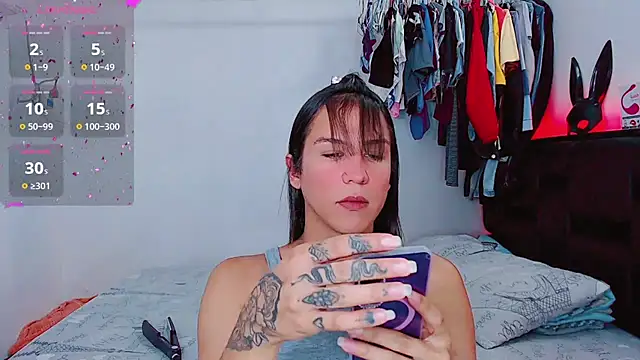 Azley sweet online show from 06-25-26, 04:45