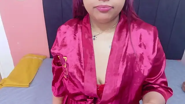 Snapshot of curvybrunnett chatting on 03-24-26, 01:00 curvybrunnett online show from 03-24-26, 01:00